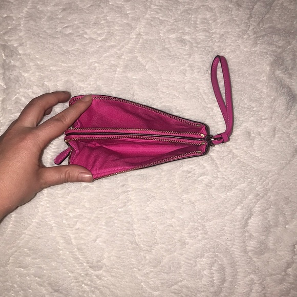 Clutch - Picture 3 of 4